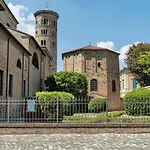 Apartment Wood Exclusive With Free Parking Ravenna