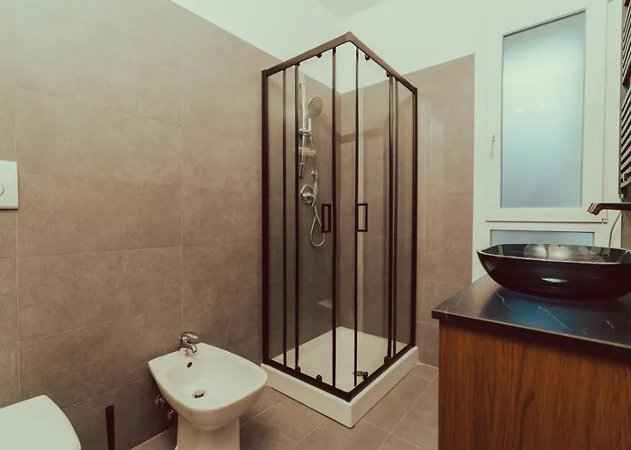 Wood Exclusive With Free Parking